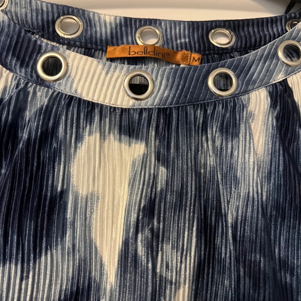 Belldini blouse - Picture 2 of 2